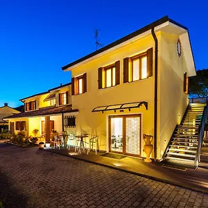 Ca' Del Faro Bed & Breakfast Bibione